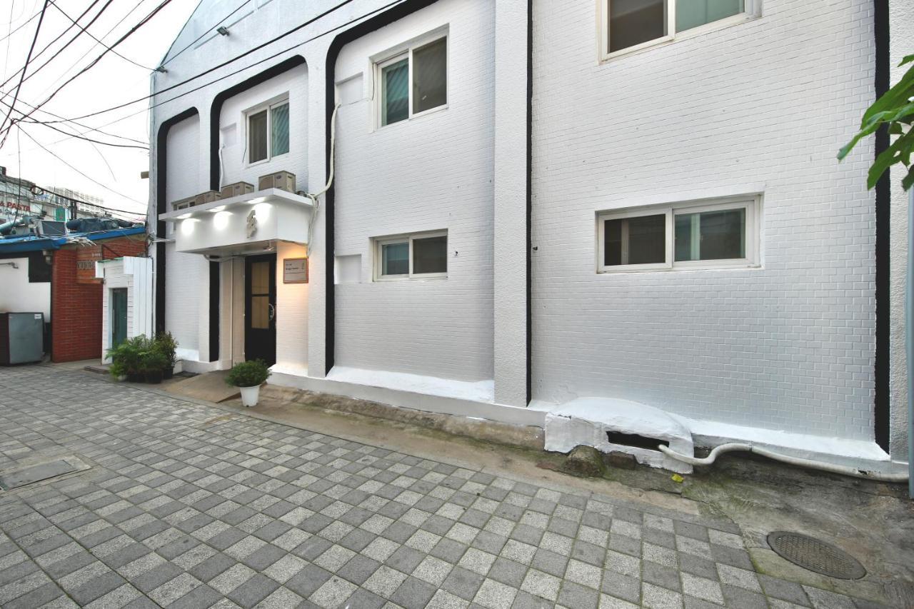 Bingo Hostel Insadong Seoul Exterior photo
